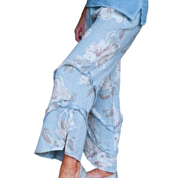 NEW LOOK MODE USA floral linen pants with ruffle detailed leg in dusty blue - Picture 4 of 5